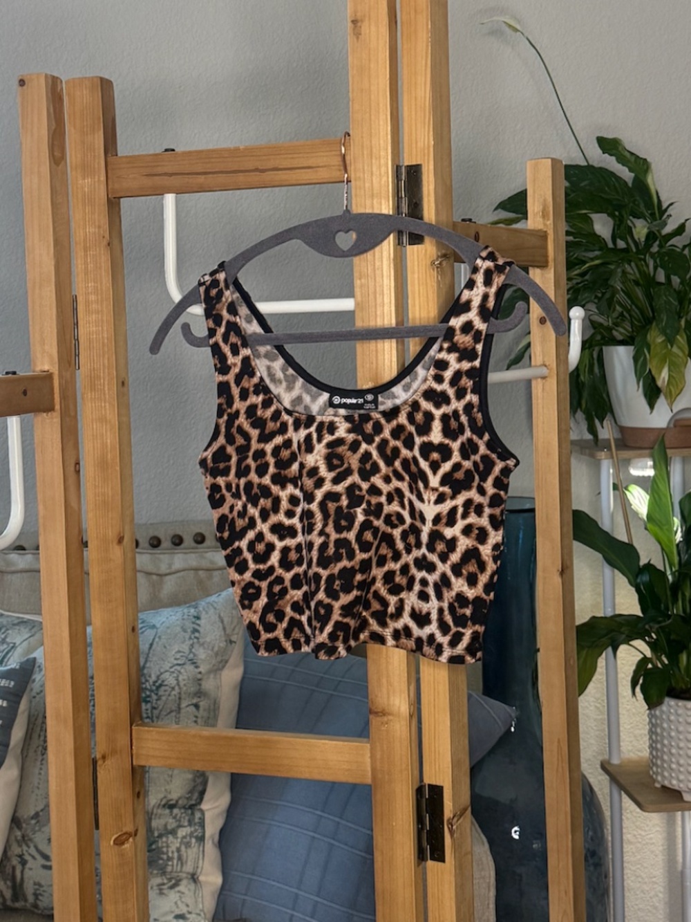 Popular 21 Leopard Print Crop Tank Top | Size Small